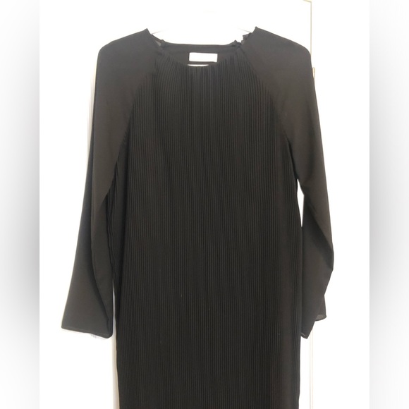 SPECIAL! Black vertical pleated textured midi dress, XS, fits like S - Picture 2 of 5